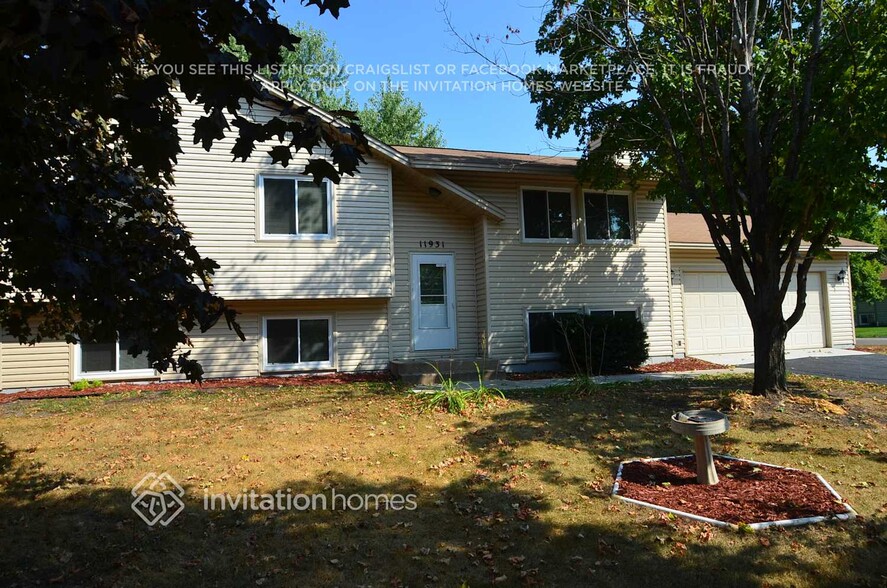 Primary Photo - 11931 Crane St NW