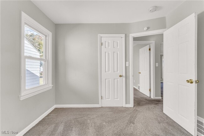 Building Photo - 542 Darlington Dr