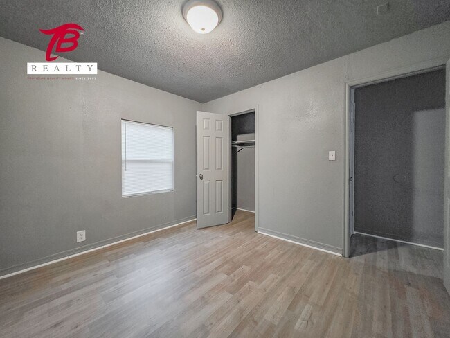 Building Photo - Charming 3 Bed home for lease!