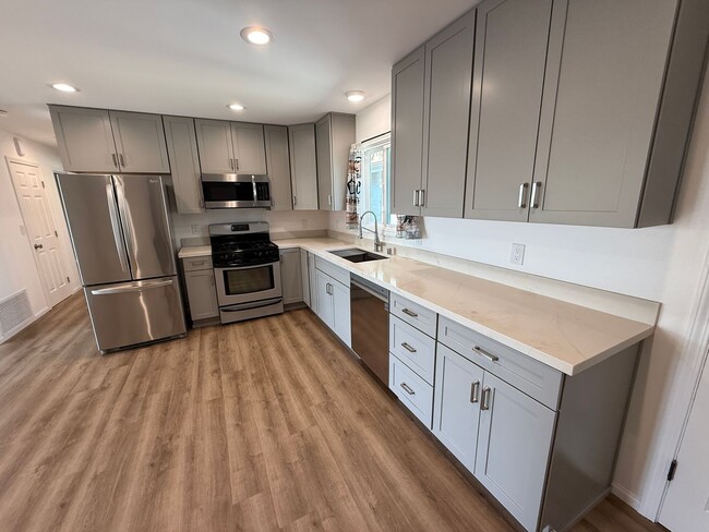 Building Photo - Fully Renovated Home with Stunning Farm Views in Old Town Camarillo