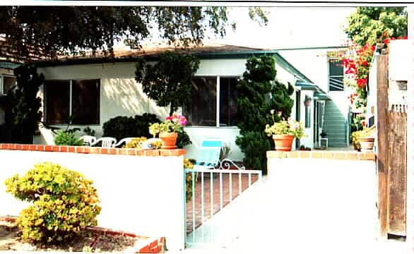 Building Photo - 1240 W Balboa Blvd