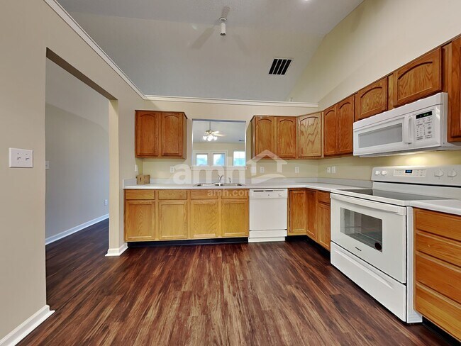 Building Photo - 542 Kennard Ln