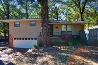 Building Photo - 2920 S Bryant St