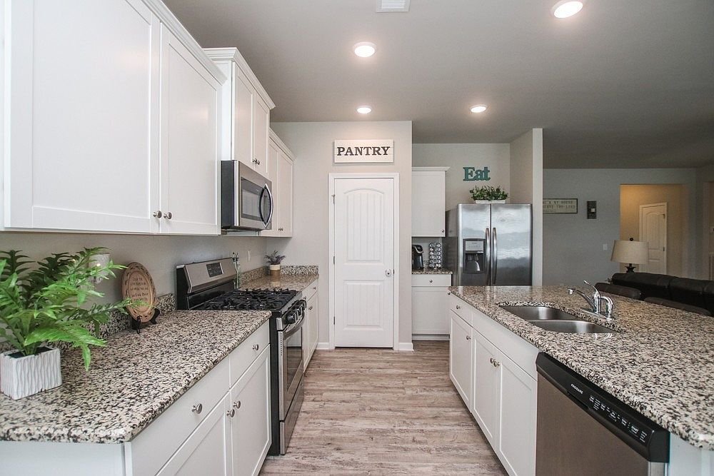 Building Photo - 203 Princeton Dr
