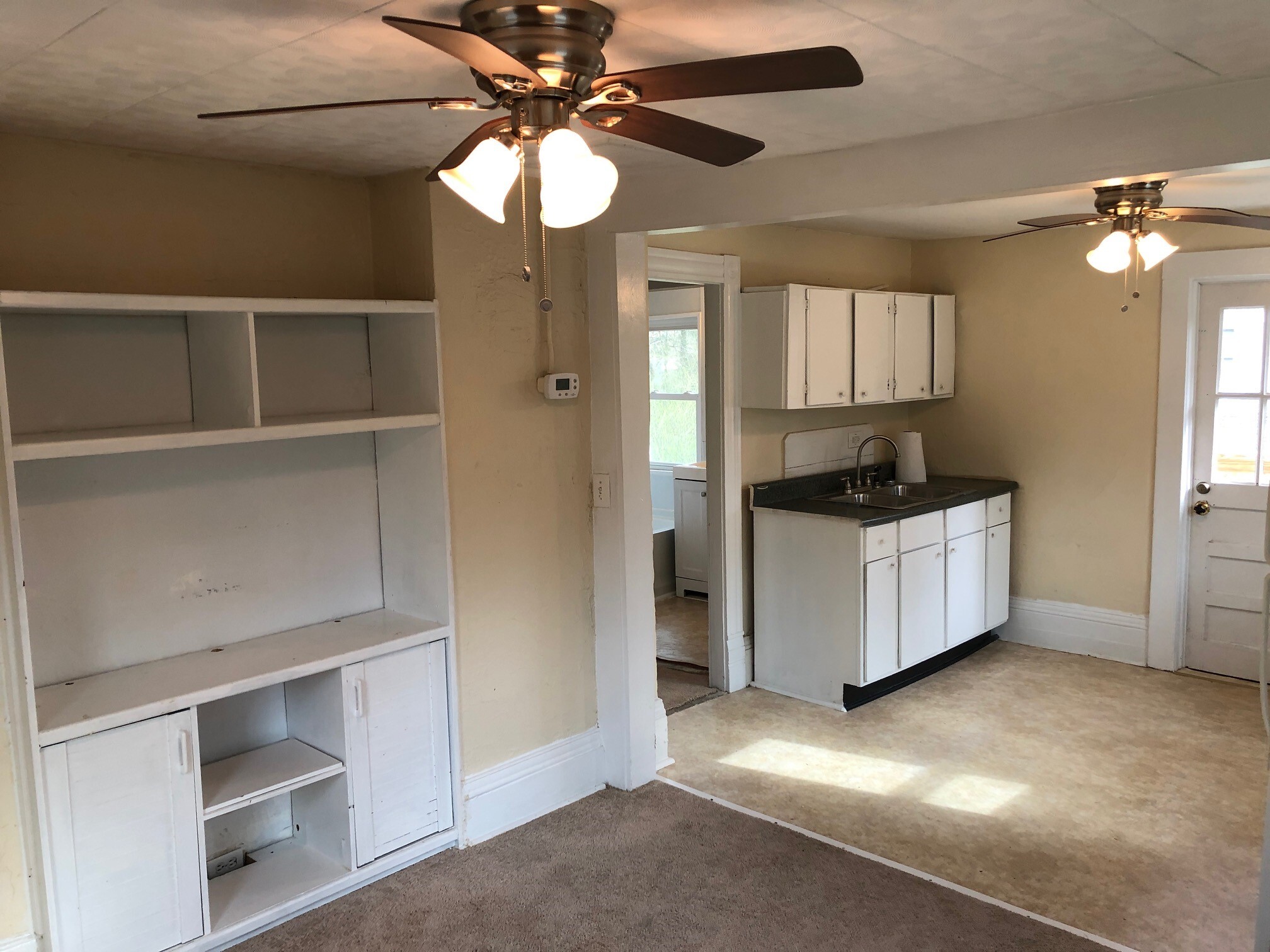 Living Room - 308 Rose St