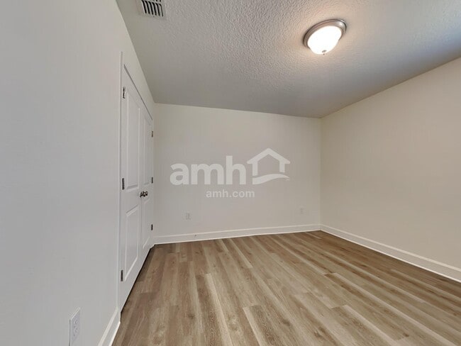 Building Photo - 1291 Tan Tara Trl