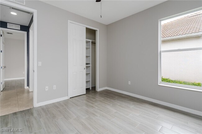 Building Photo - 2066 Mandarin Ln
