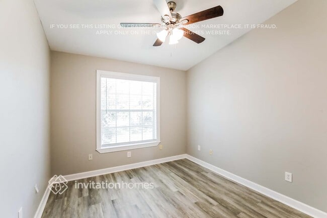 Building Photo - 140 Carol Susan Ln