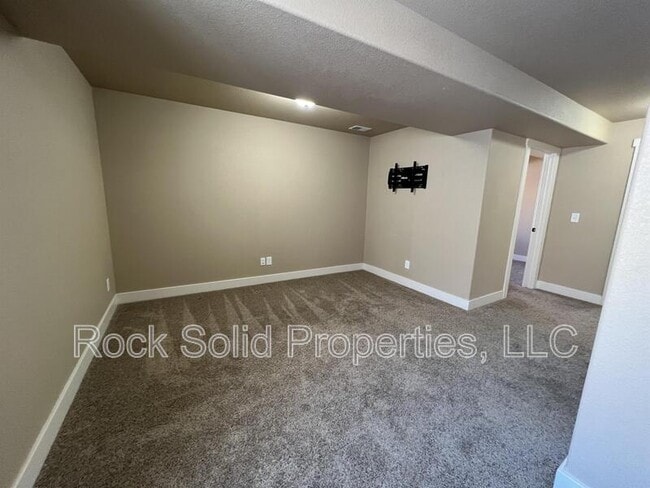 Building Photo - 3712 Gunsmoke Rd