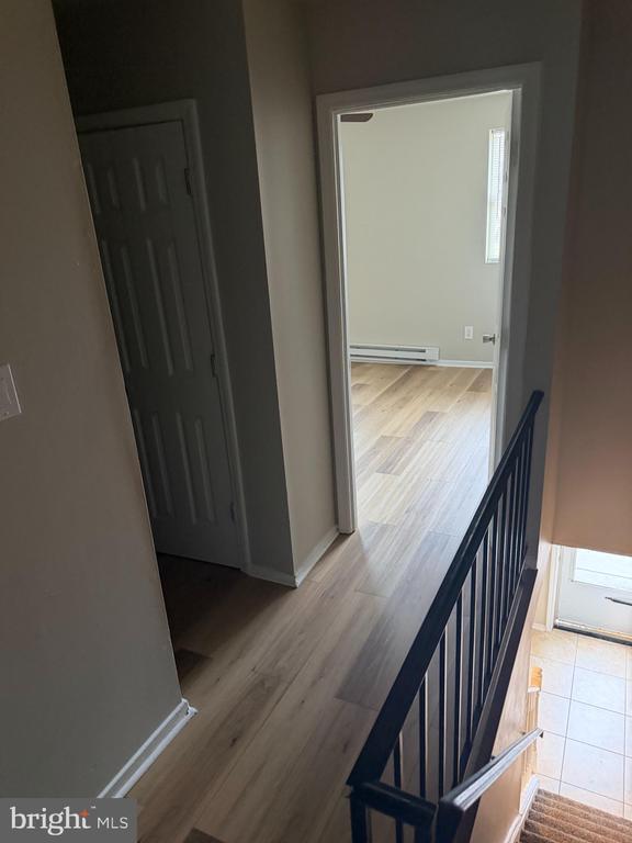 Building Photo - 658 Tara Dr