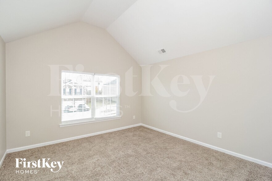 Building Photo - 34 Wedge Wood Way