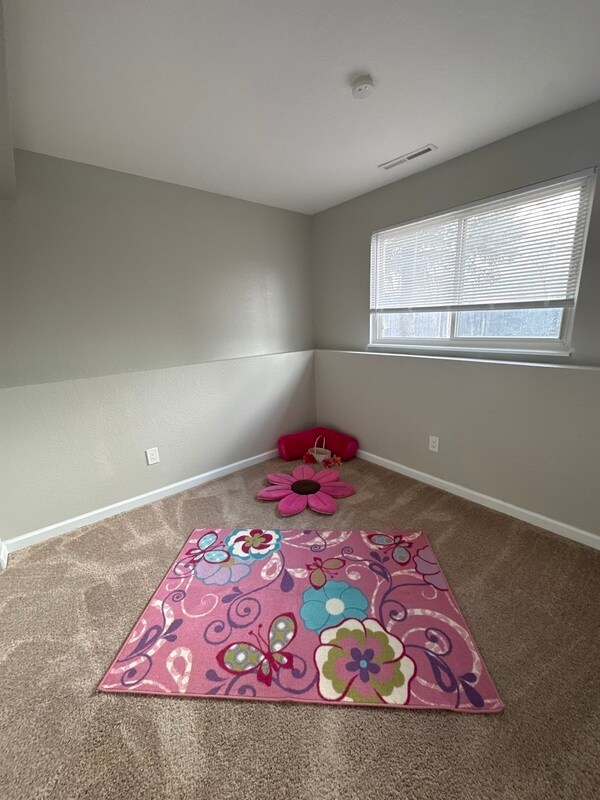 Building Photo - 2150 Eddington Way