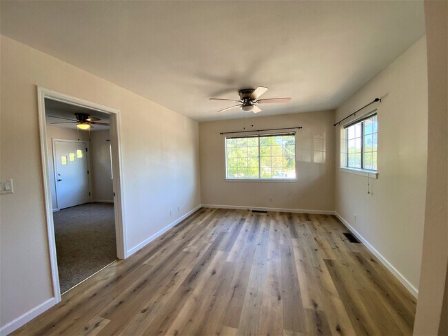 Building Photo - 204 Park Ave