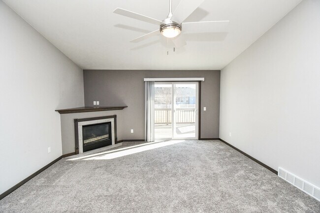 Building Photo - 3616 S Outfield Cir