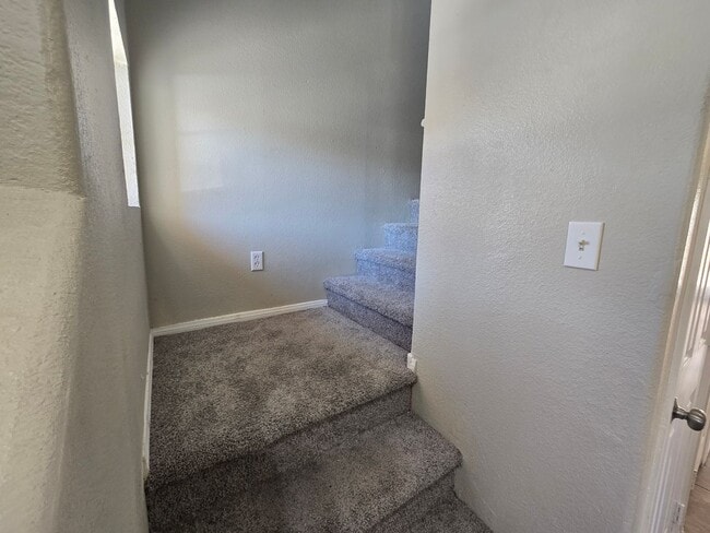 Building Photo - 2142 Trebbiano Way