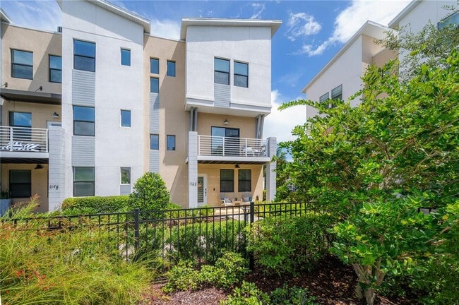 Building Photo - 1162 25th Way N