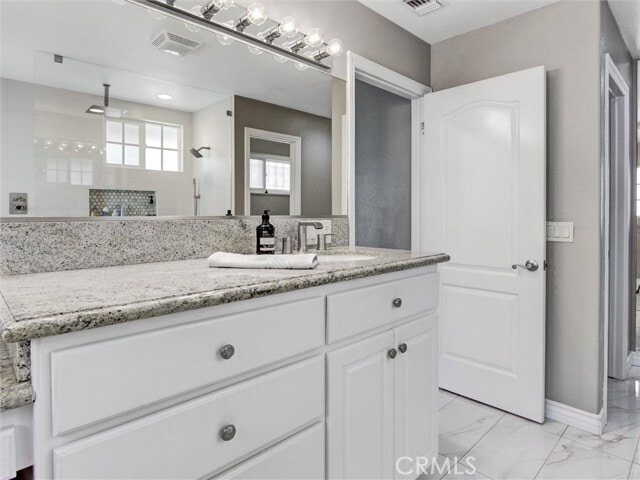 Building Photo - 6241 Mar Vista Dr