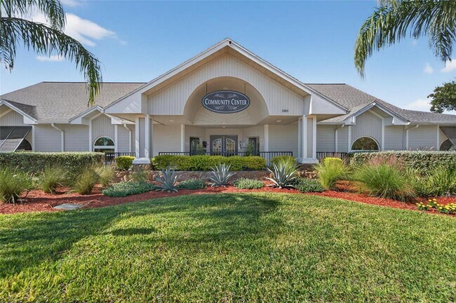 Building Photo - 11812 Lynmoor Dr