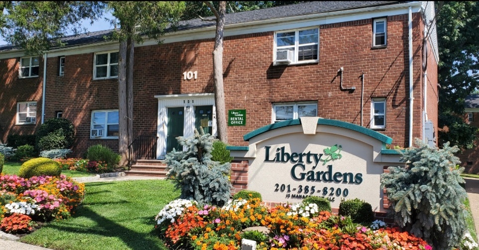 Liberty Gardens - Bergenfield, NJ | Apartment Finder