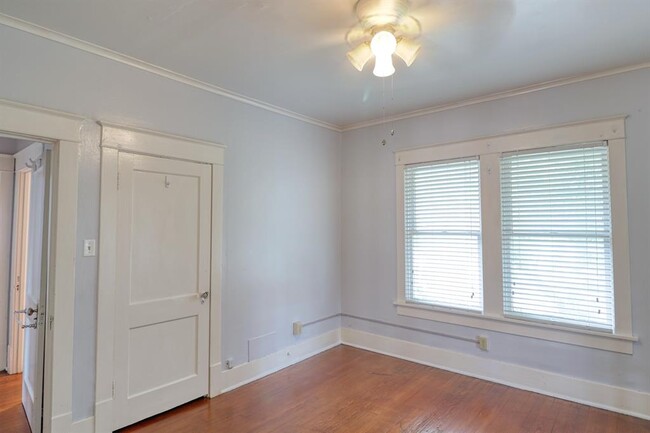Building Photo - 3221 Austin St