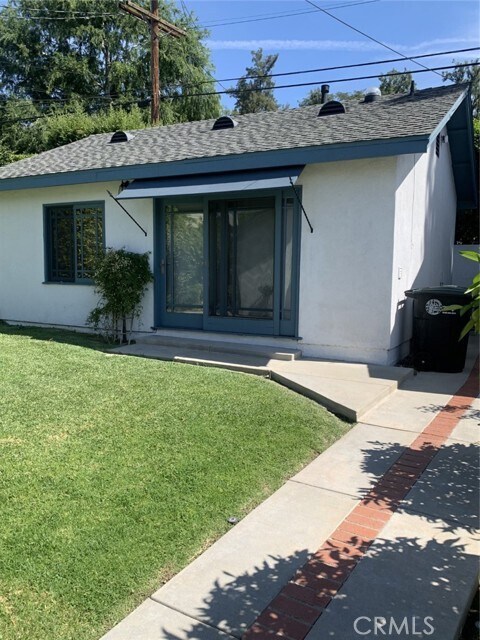 Building Photo - 1718 Cleveland Rd