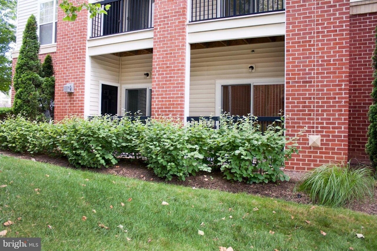 Building Photo - 11319 Aristotle Dr