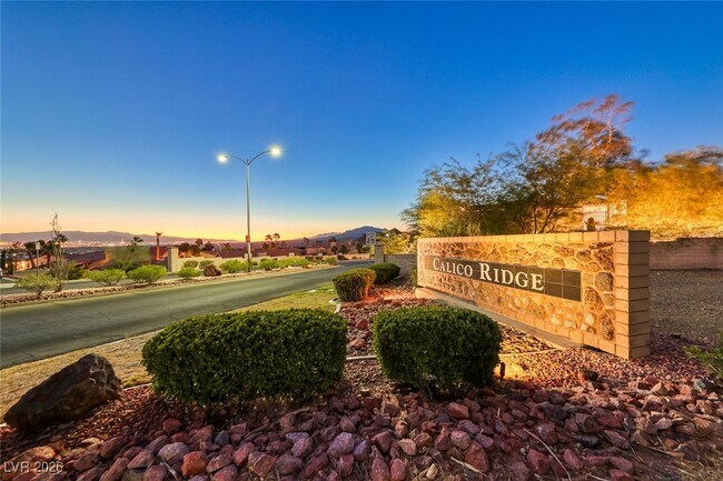 Building Photo - 969 Marigold Ct