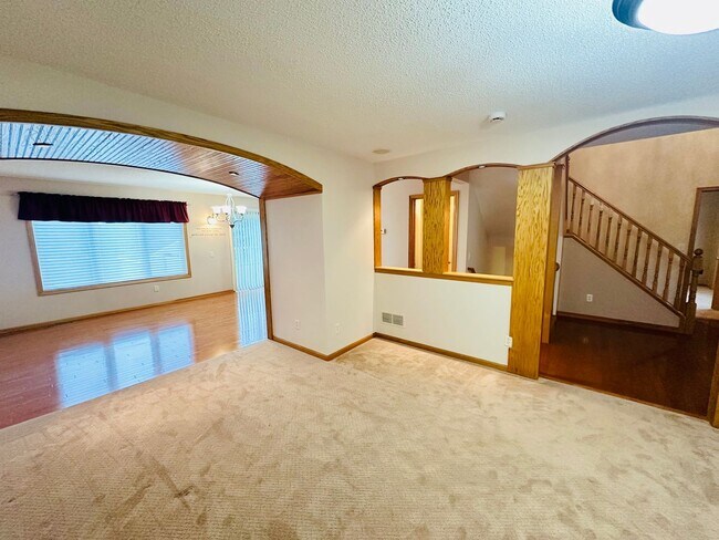 Building Photo - Stunning 6-Bedroom Corner-Lot Home w/ Luxury Finishes & Entertainer’s Layout