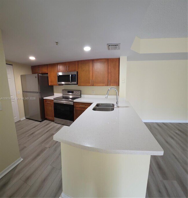 Building Photo - 5051 Wiles Rd