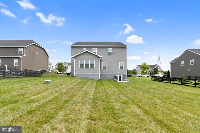 Building Photo - 12712 Norwood Dr