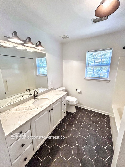 Building Photo - 5128 Bay Overlook Dr