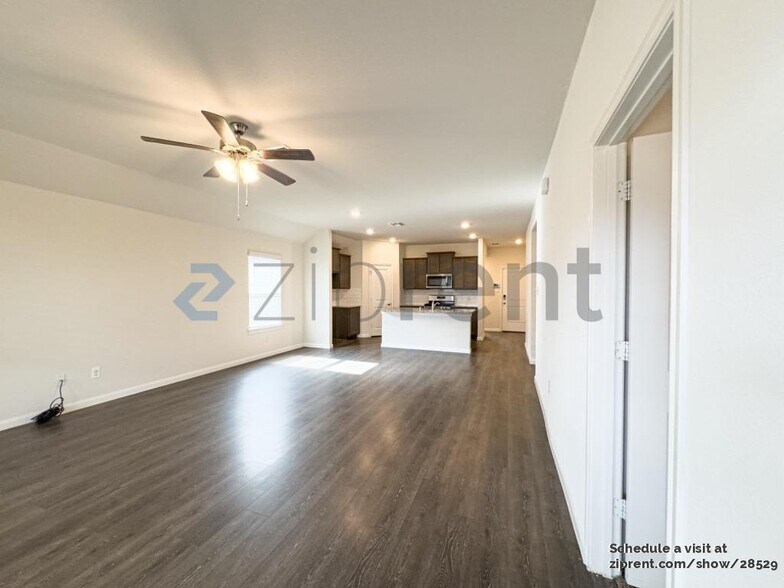 Building Photo - 712 Smokey Trail