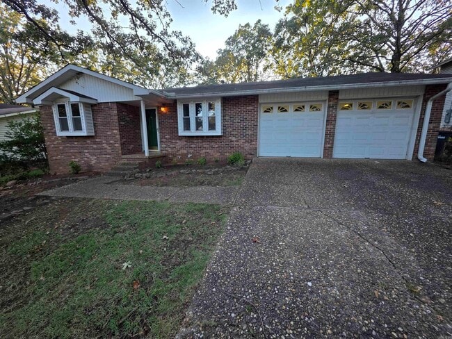 Primary Photo - 8303 Pennwood Dr