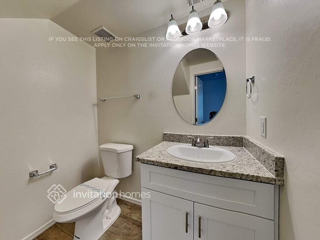 Building Photo - 3933 W Irwin Ave