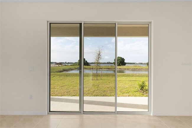Building Photo - 2206 Tay Wes Dr