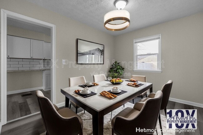 Building Photo - 99 N Waverly St