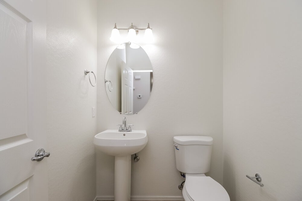 Building Photo - 4723 S 99th Dr