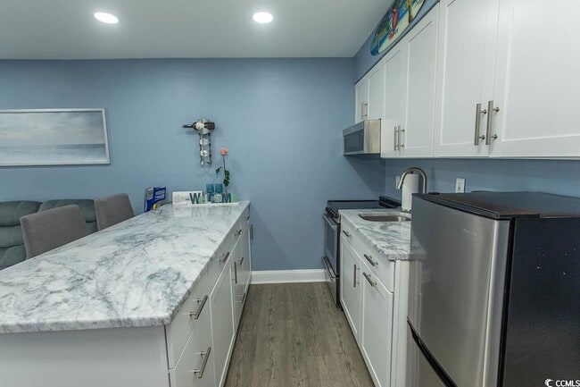 Building Photo - 1207 S Ocean Blvd