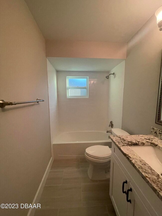 Building Photo - 261 Manhattan Way