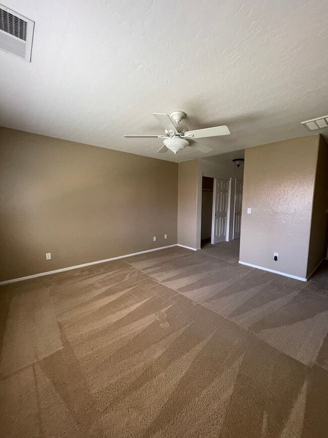 Building Photo - Lovely NW Visalia home coming soon!