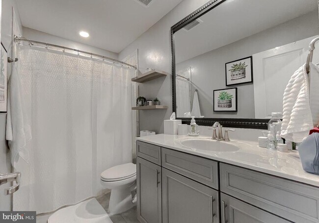 Building Photo - 23810 Myrtle Glen Way