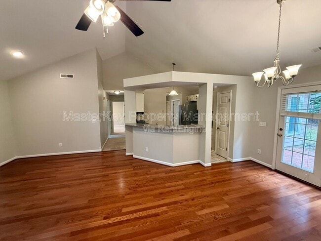 Building Photo - 103 Miramar Ct