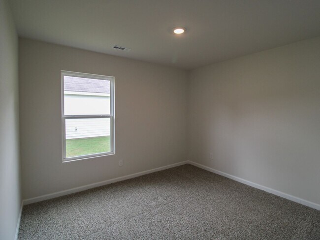 Building Photo - Brand-New Construction in Beautiful Sequoyah Cove – Owens Cross Roads!