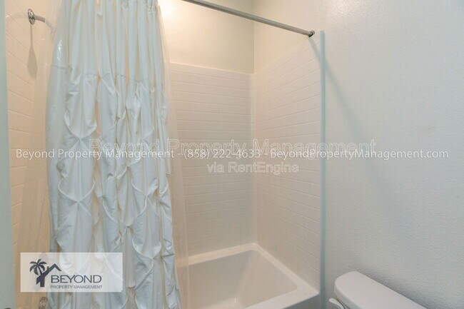 Building Photo - 13410 Pasture Ct