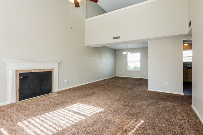 Building Photo - 6428 Kelsey Dr