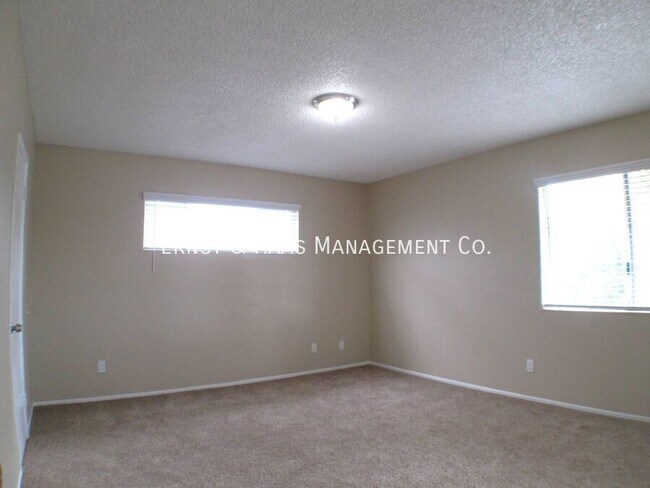 Building Photo - 3875 Cherry Ave