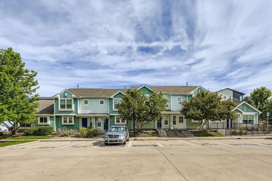Building Photo - 5850 Ceylon St