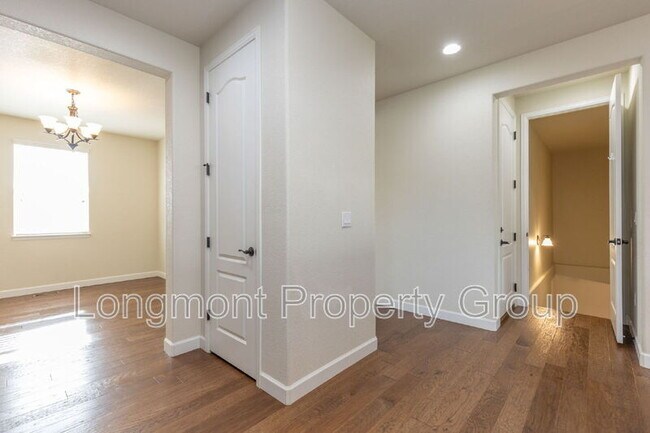 Building Photo - 1334 14th Ave