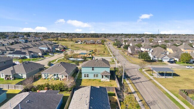 Building Photo - 1203 Lancer Leap Dr