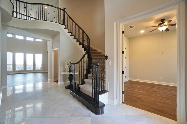 Building Photo - 2209 Milan Meadows Dr